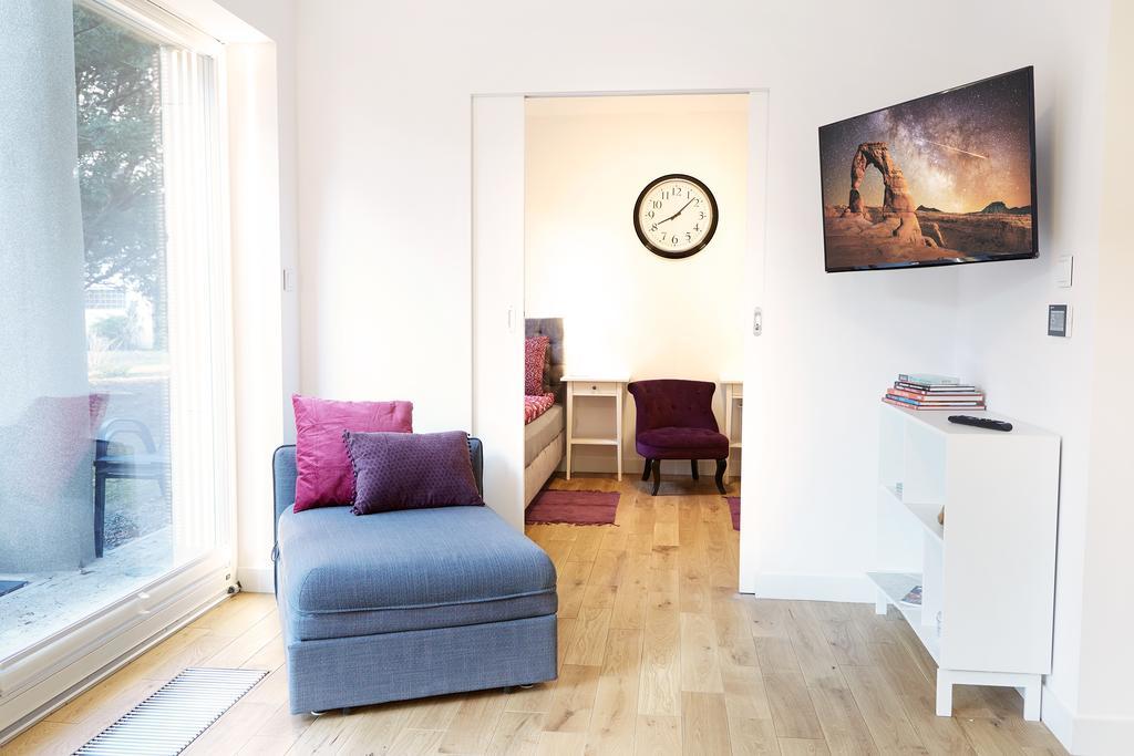 Lovely Lux Garden Flat Near Royal Park Apartment Warsaw Exterior photo